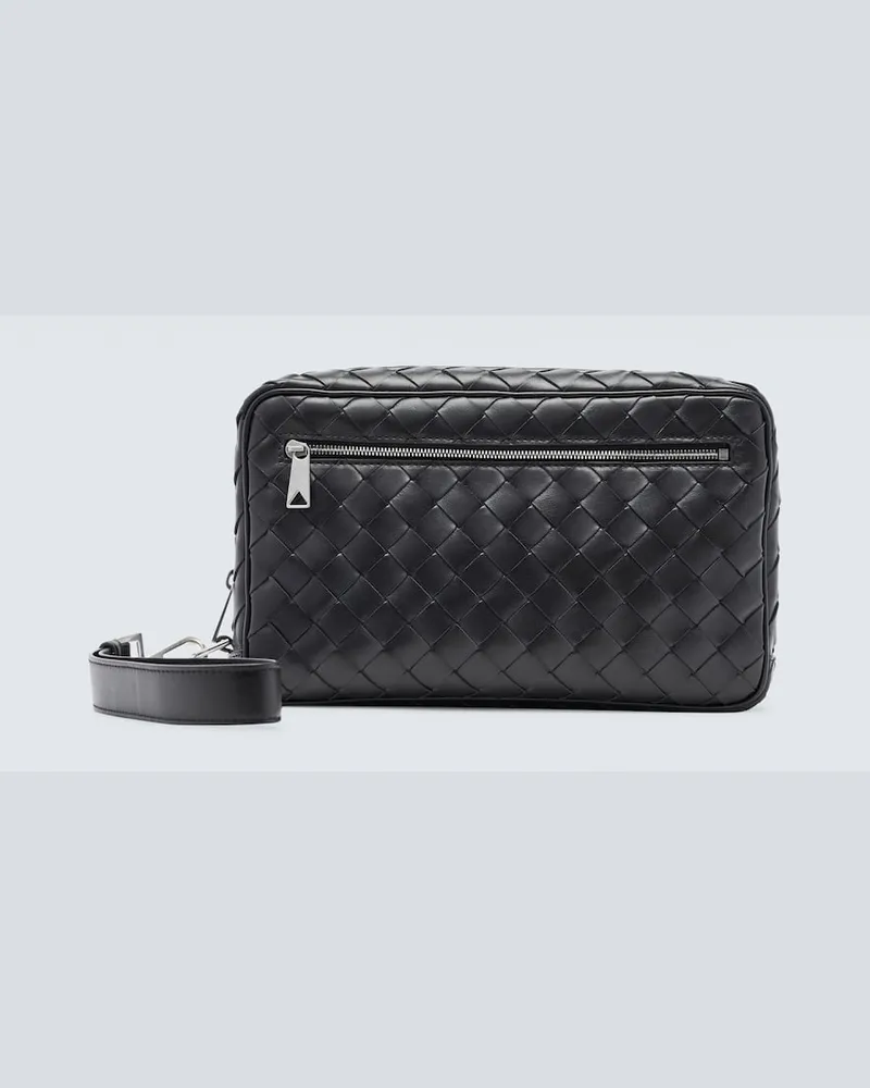 Bottega Veneta Etui mit Riemen Intrecciato aus Leder Schwarz