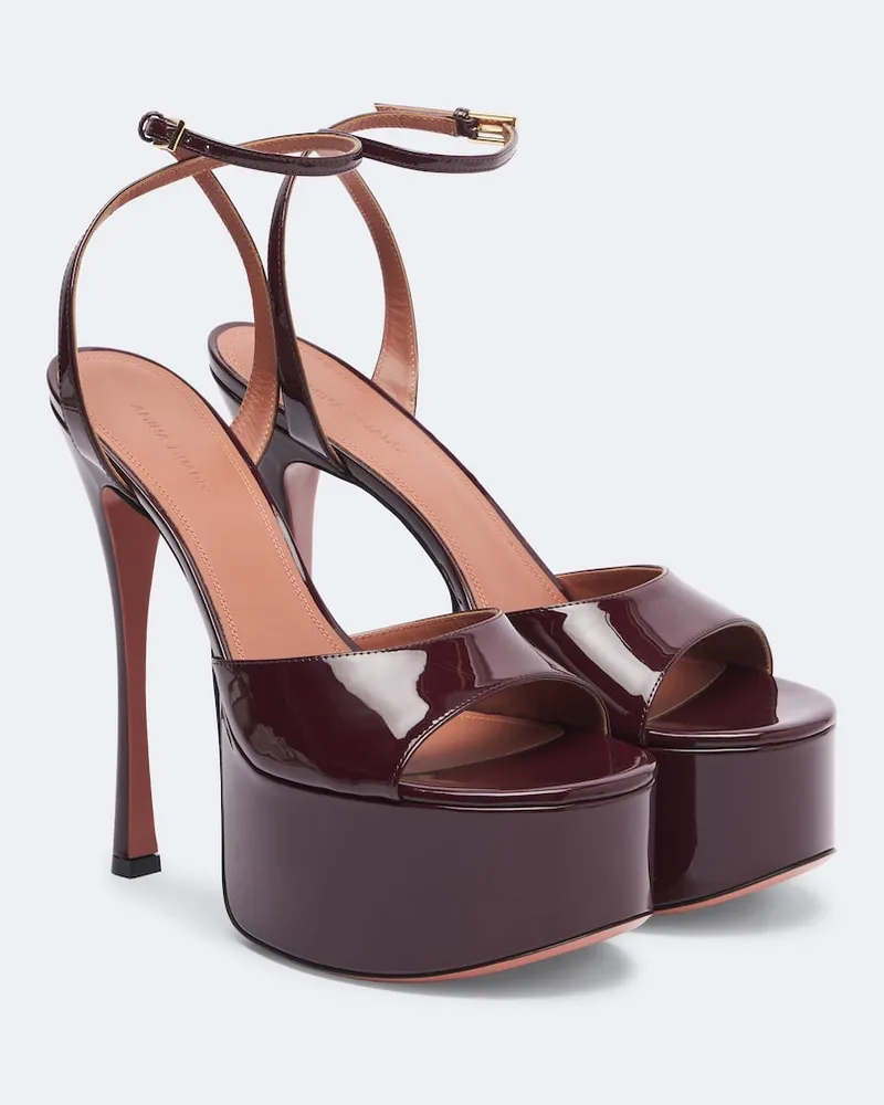 Amina Muaddi Plateausandalen Aya aus Leder Burgunderrot