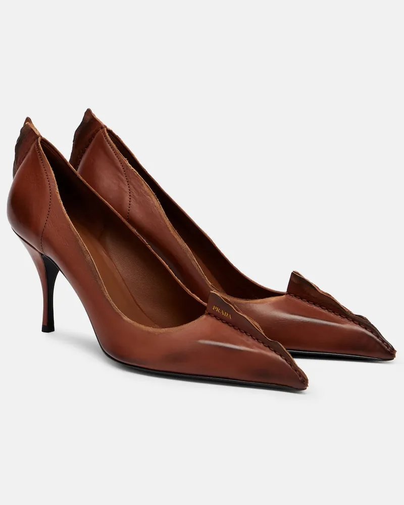 Prada Pumps aus Leder Braun