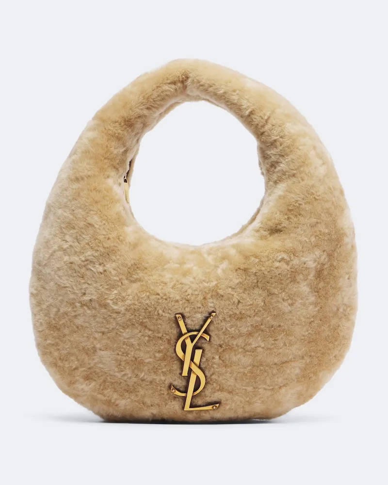 Saint Laurent Henkeltasche Icarino aus Shearling Beige