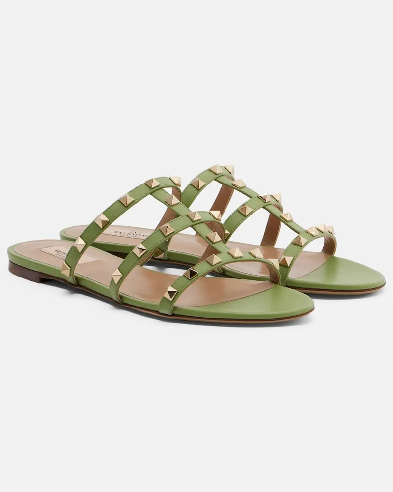 Valentino Garavani Sandalen Rockstud aus Metallic-Leder Grün