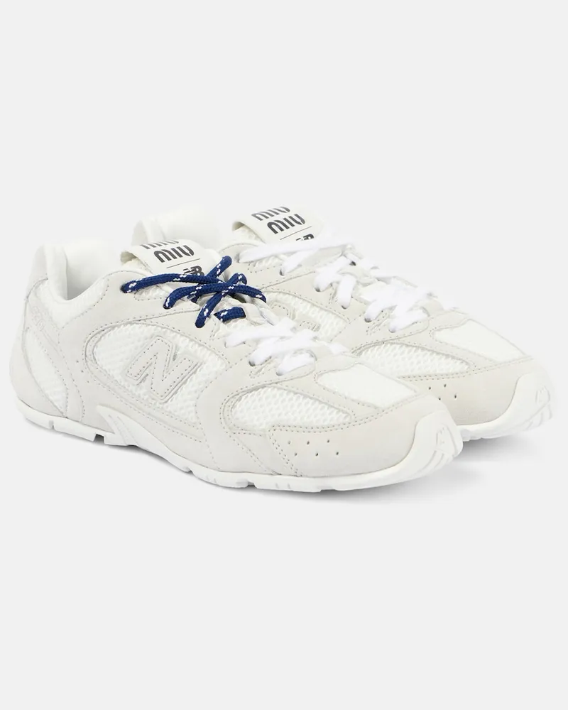 Miu Miu X New Balance Sneakers 530 SL aus Veloursleder Weiß