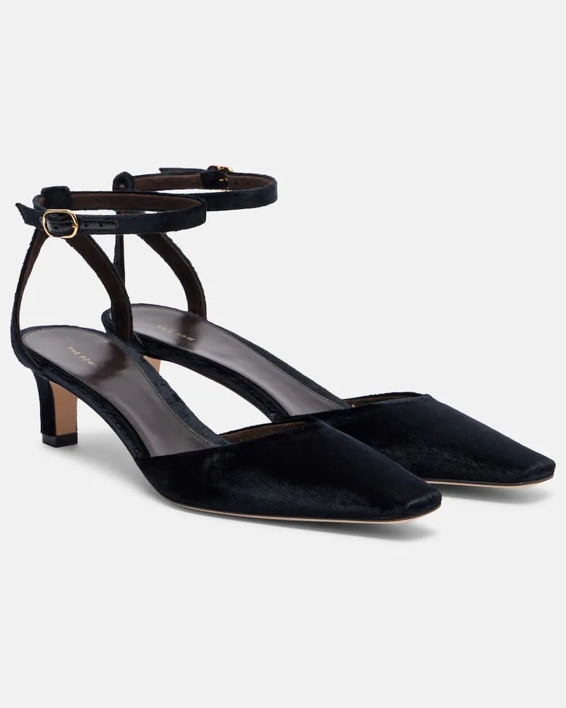The Row Pumps Carla 45 aus Samt Schwarz