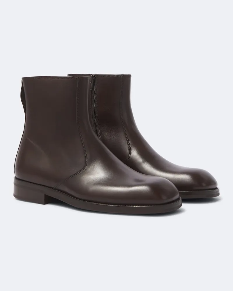 Christophe Lemaire Ankle Boots aus Leder Braun
