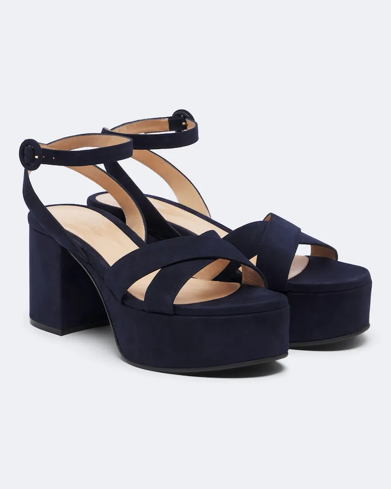 Gianvito Rossi Plateausandalen Sabrina aus Veloursleder Blau
