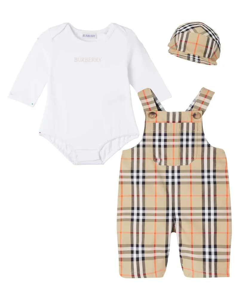 Burberry Baby Set aus Latzhose, Body und Baseballcap Beige