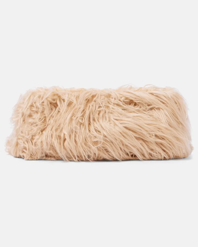 Dries van Noten Clutch aus Faux Fur Nude