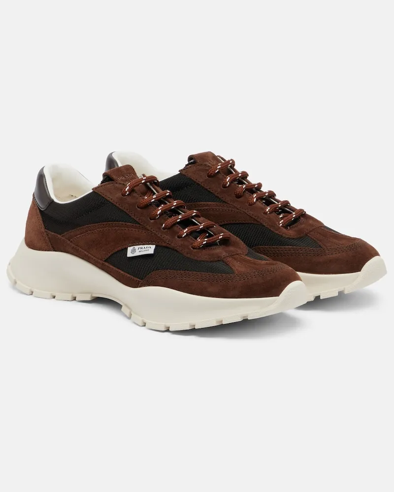 Prada Sneakers aus Mesh und Veloursleder Braun