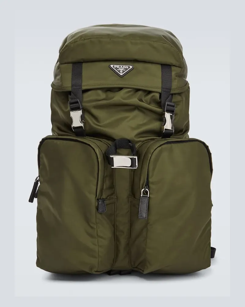 Prada Rucksack aus Re-Nylon mit Leder Grün