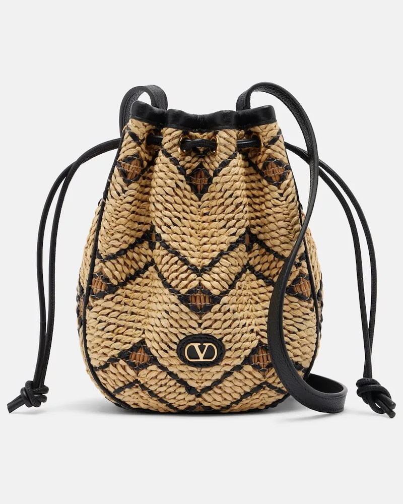 Valentino Garavani Bucket Bag VLogo Mini aus Raffiabast Beige