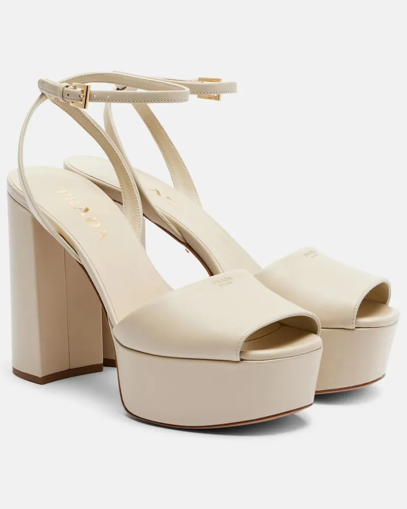 Prada Plateausandalen aus Leder Beige