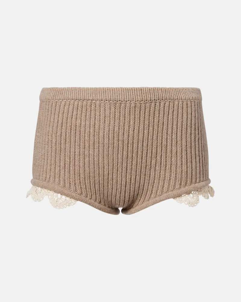 Magda Butrym Shorts aus Kaschmir mit Häkelbesatz Beige