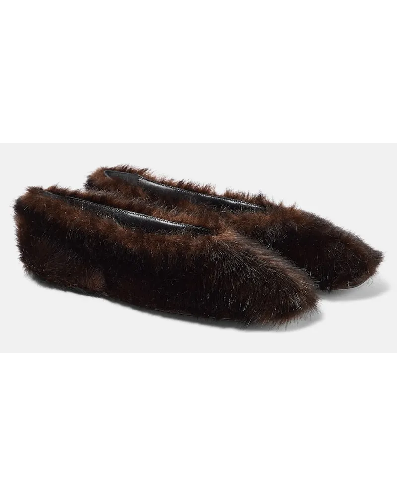 Magda Butrym Ballerinas aus Faux Fur Schwarz