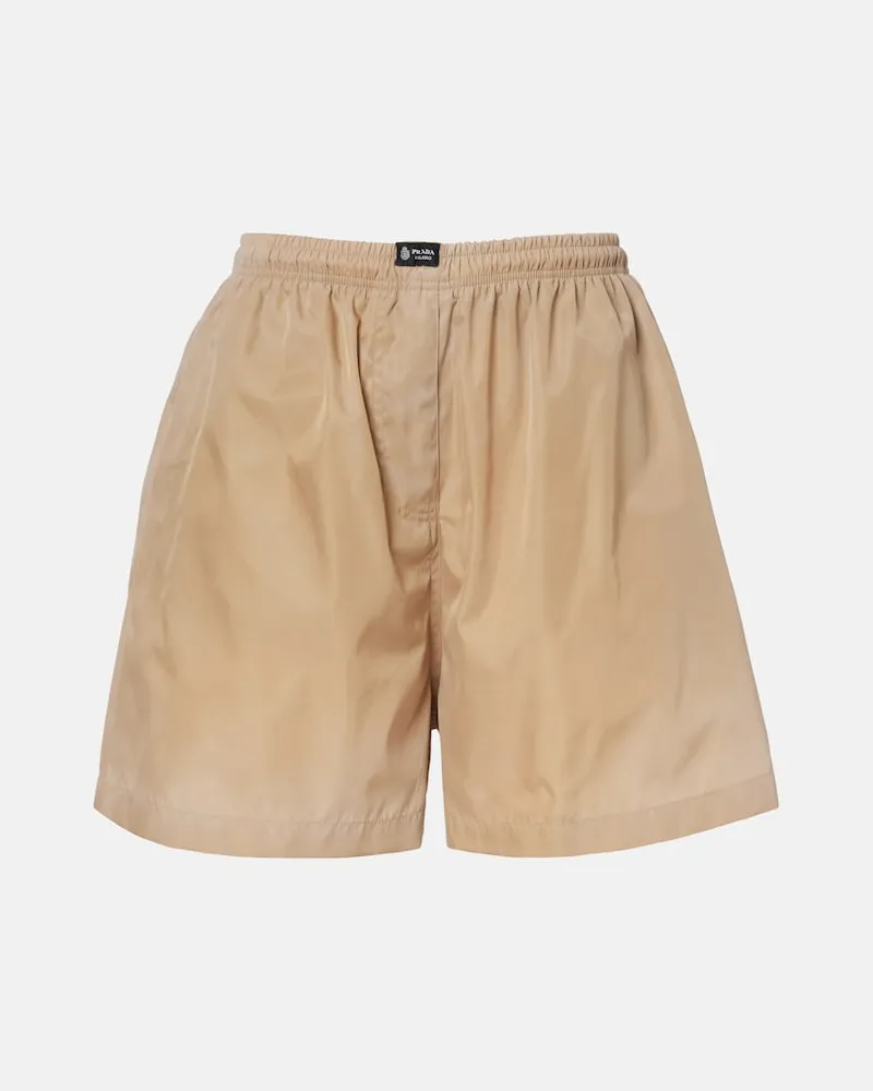 Prada Shorts aus Re-Nylon Beige