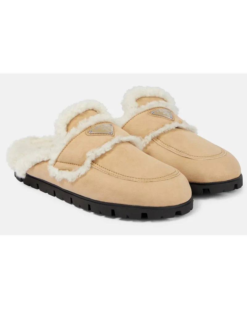 Prada Slippers aus Veloursleder Nude