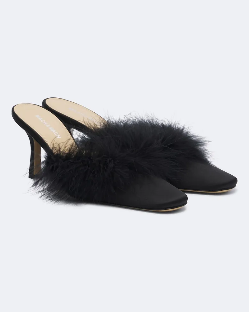 Mach & Mach Mules Carolyn aus Satin mit Federn Schwarz