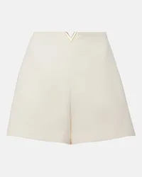 Valentino Garavani High-Rise Shorts VGold aus Crepe Couture Weiss