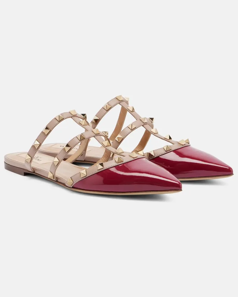 Valentino Garavani Slippers Rockstud aus Lackleder Burgund