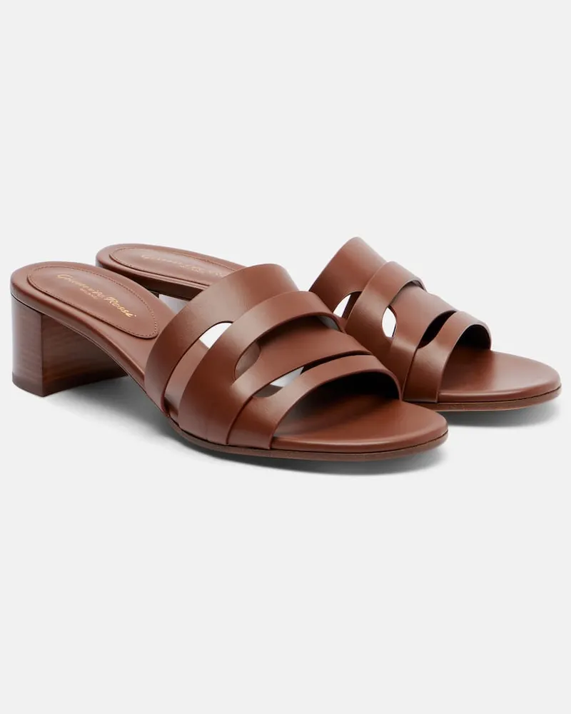 Gianvito Rossi Pantoletten 35 aus Leder Braun