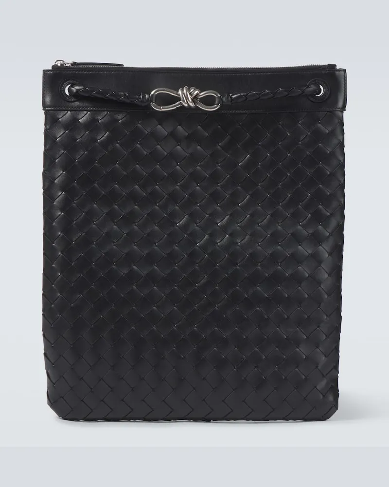 Bottega Veneta Messenger Bag Andiamo Intrecciato aus Leder Schwarz