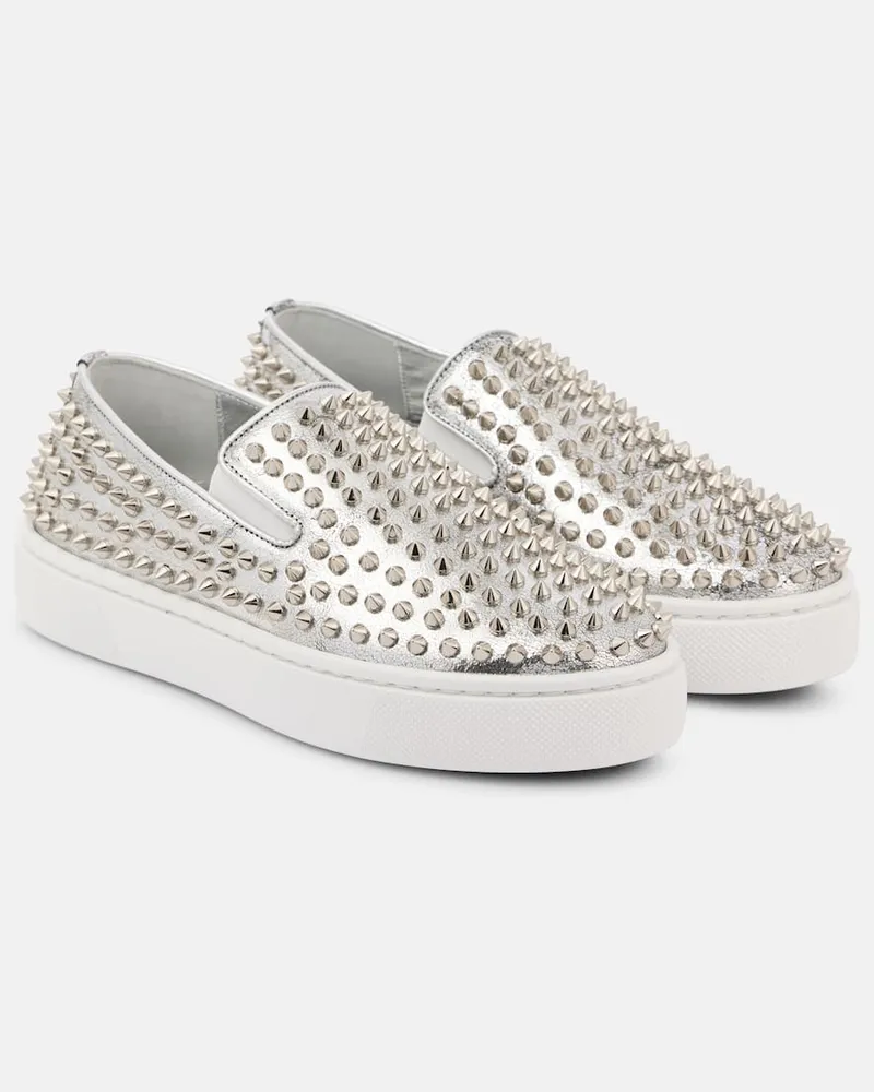 Christian Louboutin Slip-Ons Spikeboat aus Metallic-Leder Silber