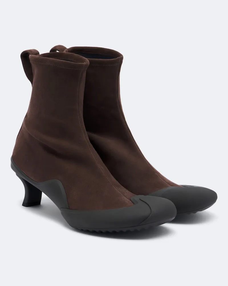 Loewe Ankle Boots Dive aus Veloursleder Braun