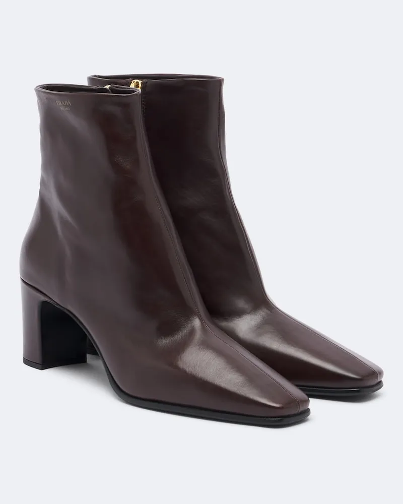 Prada Ankle Boots aus Leder Braun