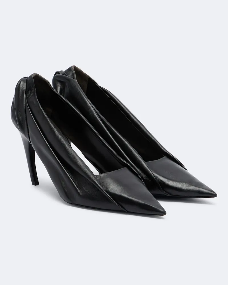 KHAITE Pumps Eve aus Leder Schwarz