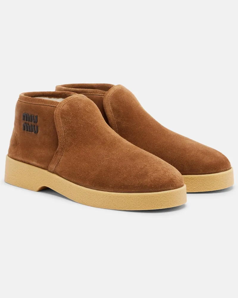 Miu Miu Ankle Boots aus Veloursleder mit Shearling Braun