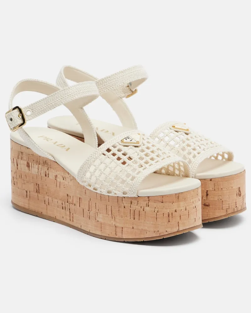 Prada Plateausandalen aus Häkelstrick Weiß