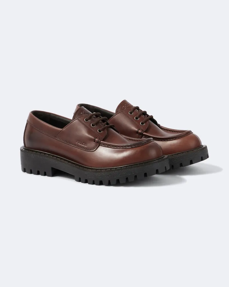 Prada Schnürschuhe aus Leder Braun