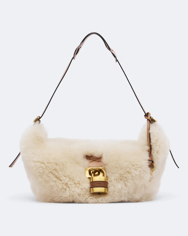 Chloé Chloé Schultertasche Paddington aus Shearling Weiß