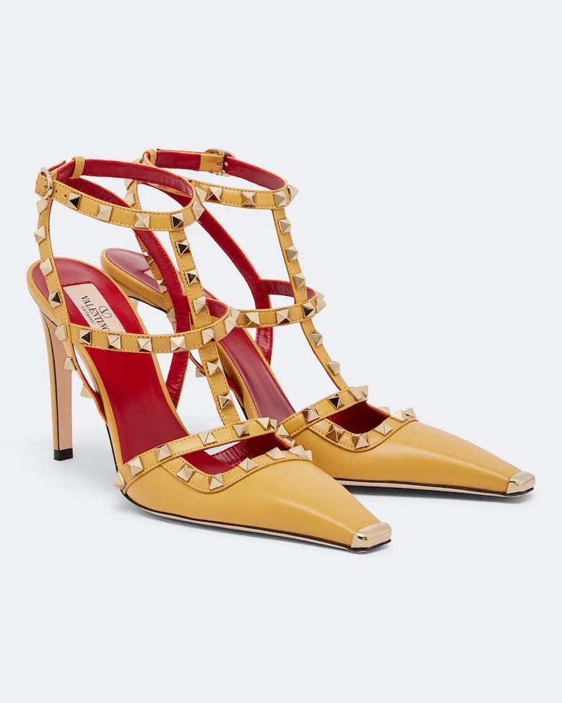 Valentino Garavani Pumps Rockstud aus Leder Gelb