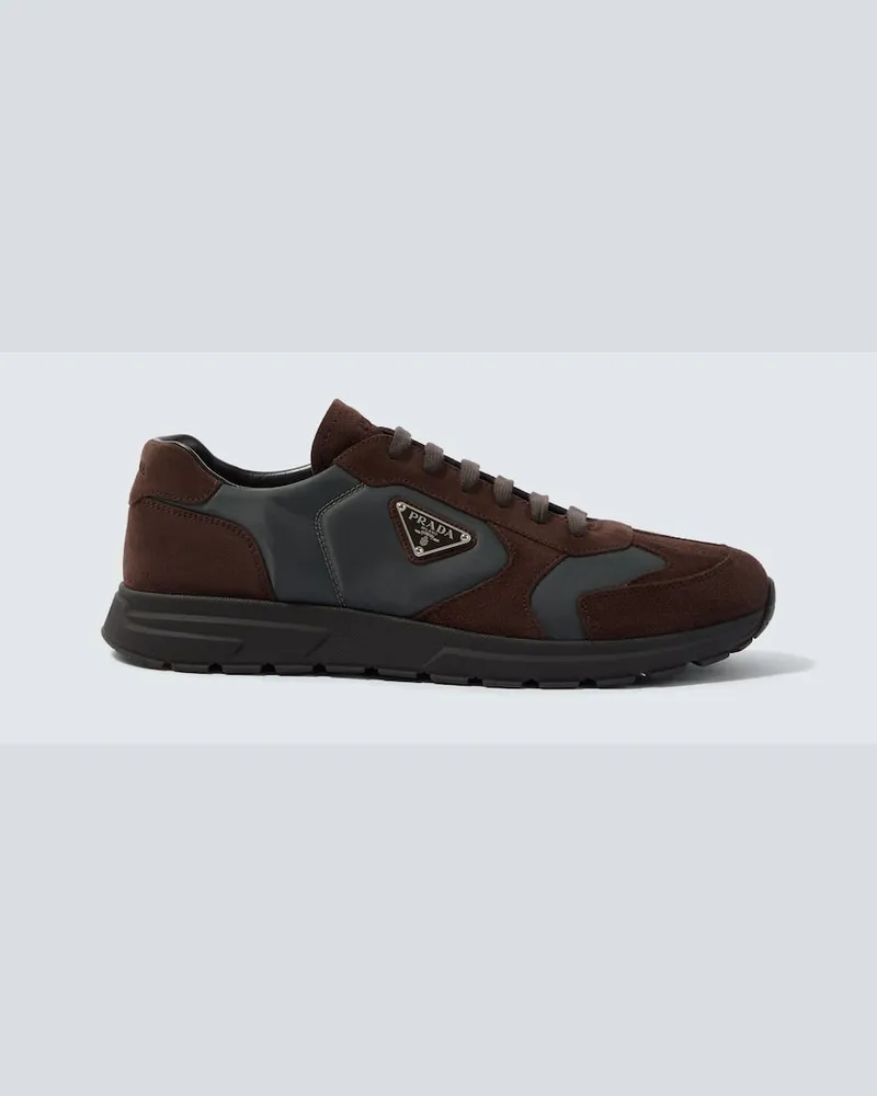 Prada Sneakers mit Veloursleder Braun