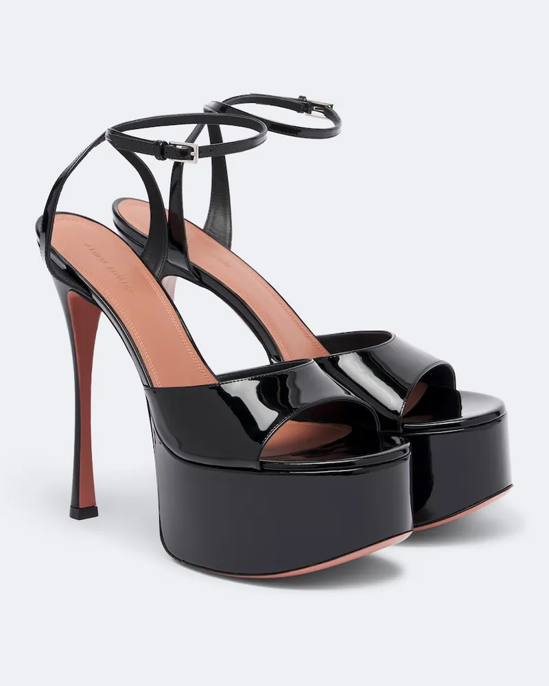 Amina Muaddi Plateausandalen Aya aus Lackleder Schwarz