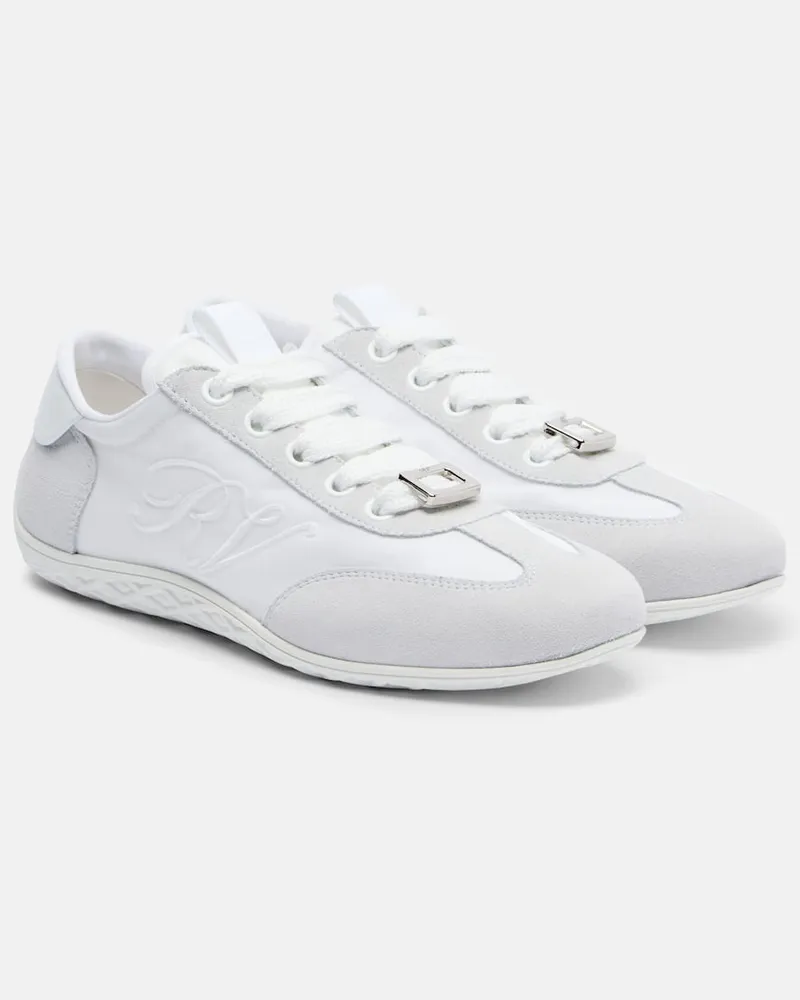 Roger Vivier Sneakers Viv Low aus Satin mit Veloursleder Weiß