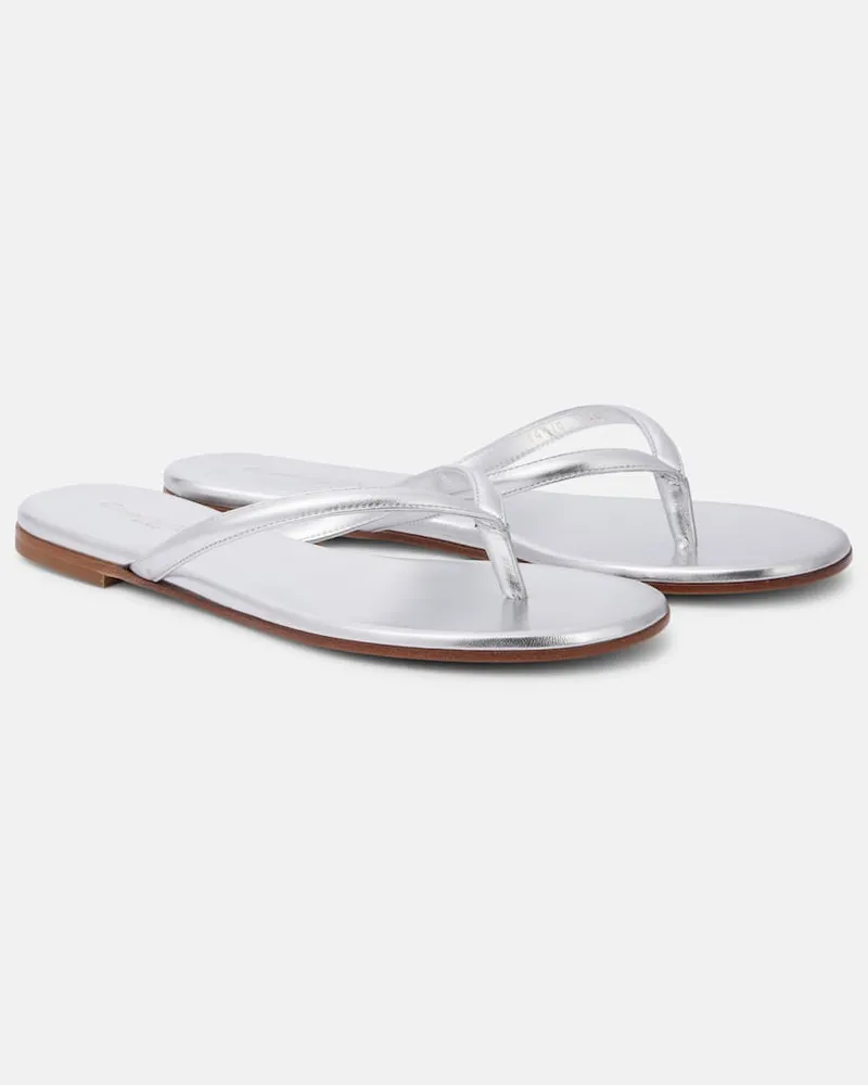 Gianvito Rossi Sandalen Calypso aus Metallic-Leder Silber