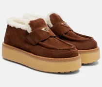 Plateau-Loafers aus Veloursleder mit Shearling