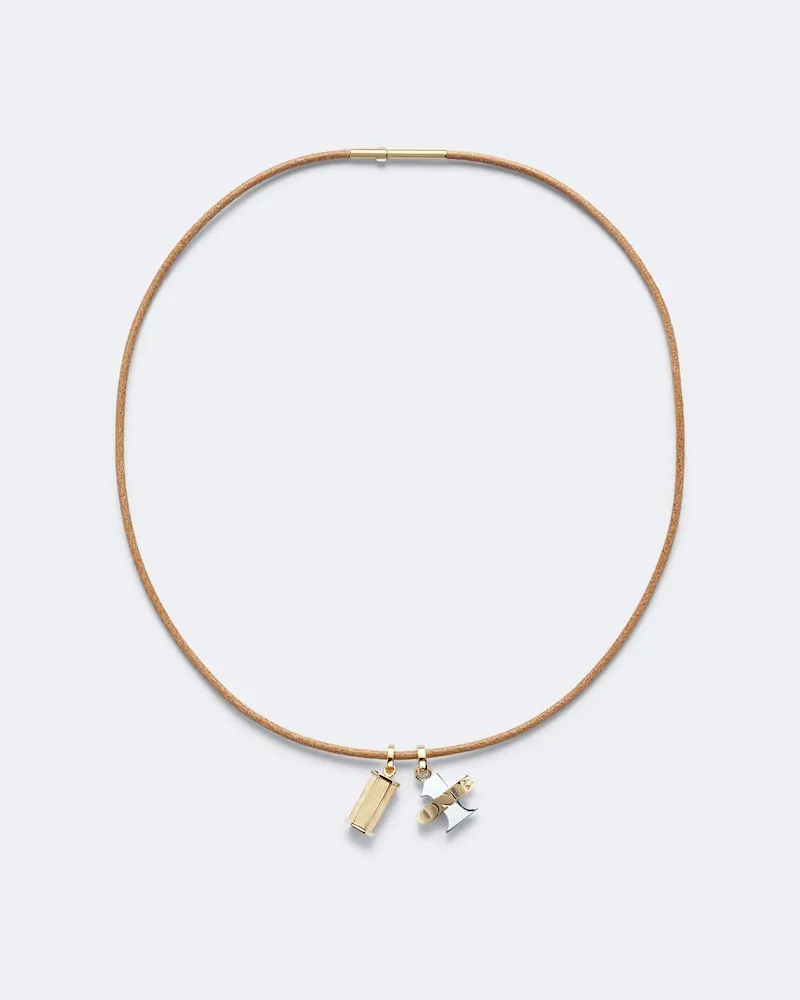 Marie Lichtenberg Halskette Baby Weight & One Diamond aus 18kt Gelbgold und Leder Gold