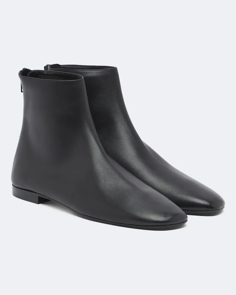 Totême Ankle Boots aus Leder Schwarz