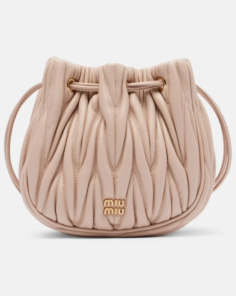 Miu Miu Bucket Bag aus Matelassé-Leder Rosa