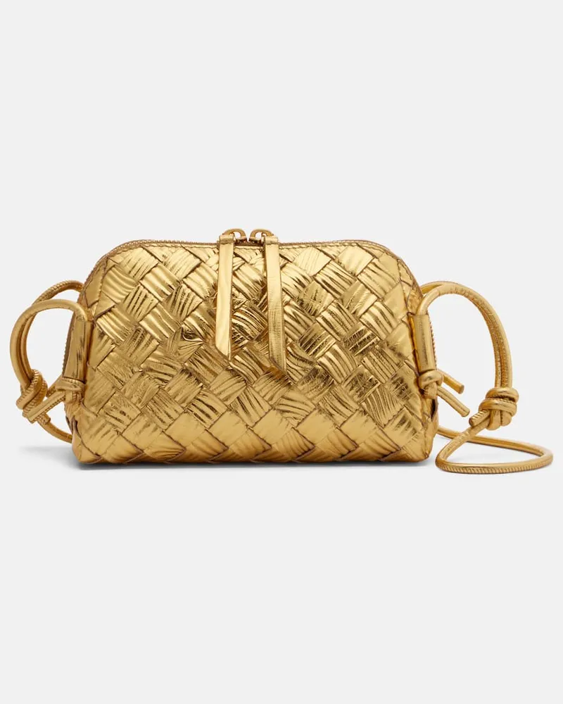 Bottega Veneta Clutch Concert aus Metallic-Leder Gold