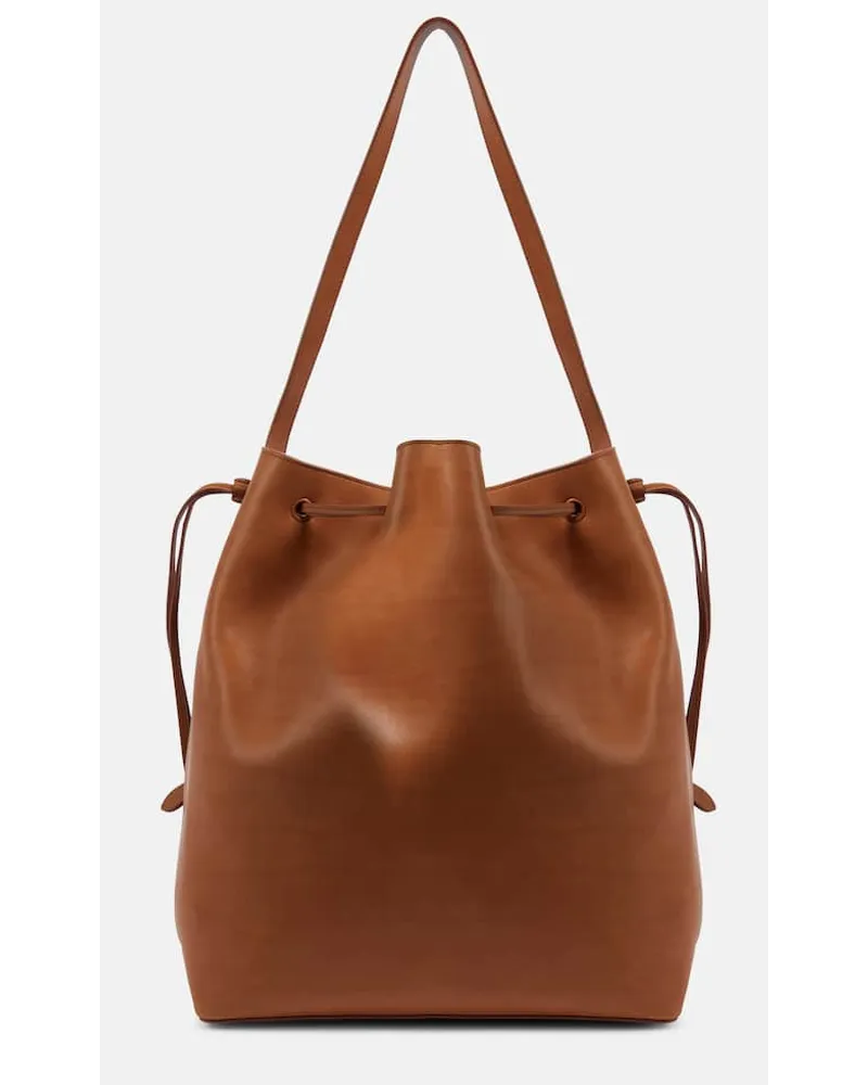 The Row Bucket Bag Belvedere aus Leder Braun