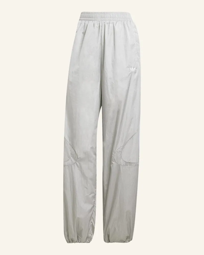 adidas ADICOLOR TEAMGEIST OVERSIZED TRAININGSHOSE Grau