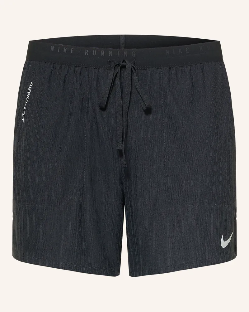 Nike Shorts schwarz Schwarz
