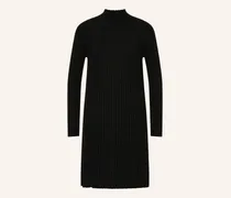 Strickkleid