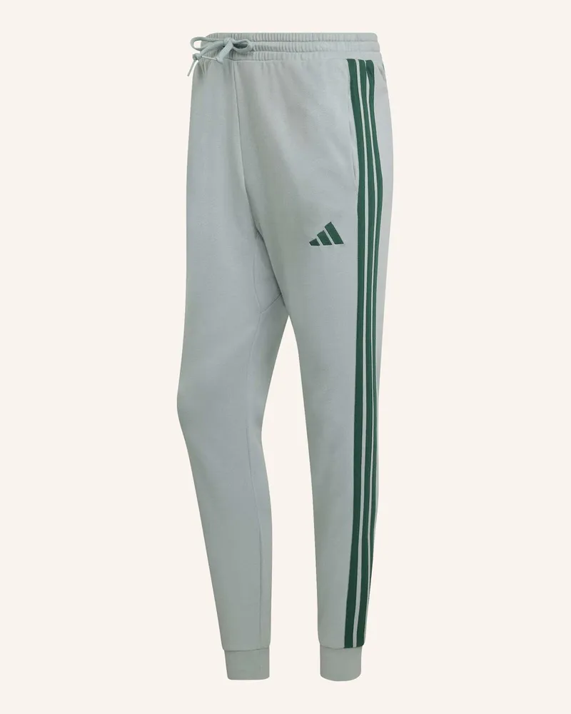 adidas Sweatpants Essentials 3-Streifen gruen Grün