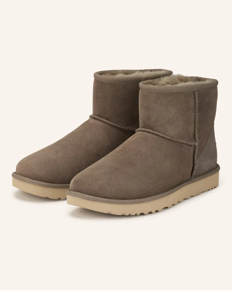 UGG Boots Classic Mini Ii gruen Khaki