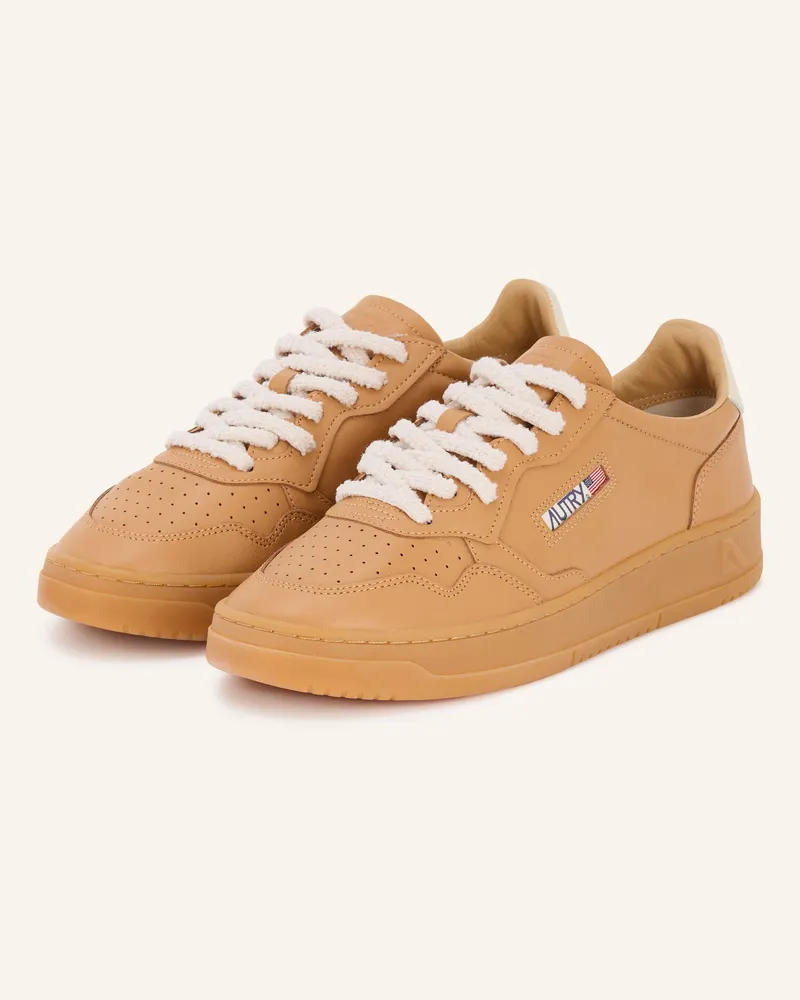 AUTRY Sneaker MEDALIST LOW Cognac
