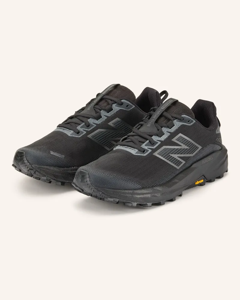 New Balance Trailrunning-Schuhe Fuelcell Rebel schwarz Schwarz